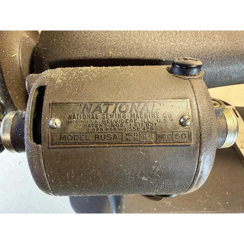 Vintage National Reversew Model RUSA Sewing Machine with Case USA Made